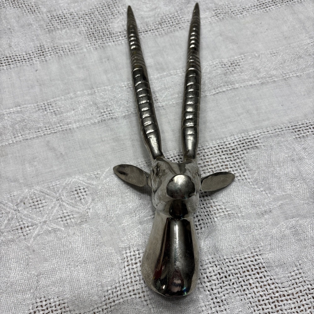 Broyhill Metal Wall Mounted Stag Head Deer Buck Antelope   12" New No Tag